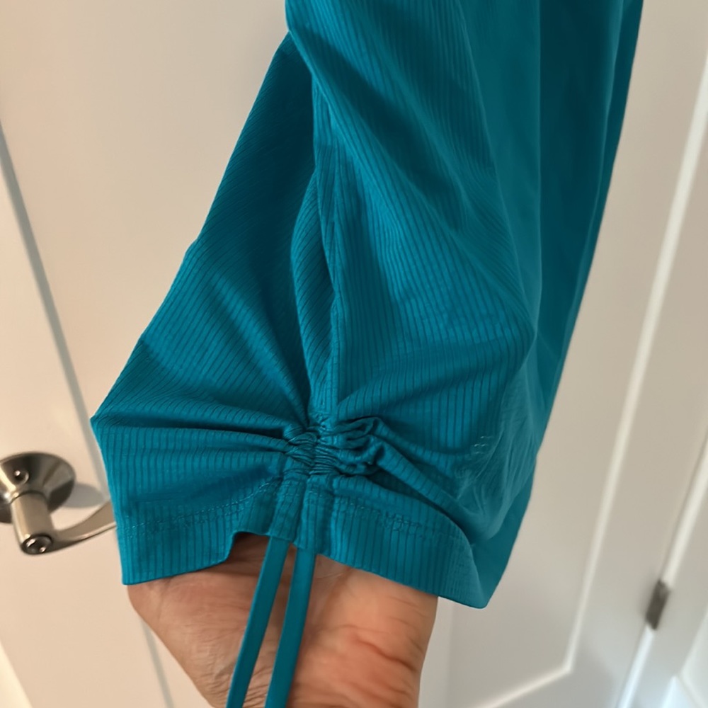 Fabletics Tank Top - Picture 3 of 4